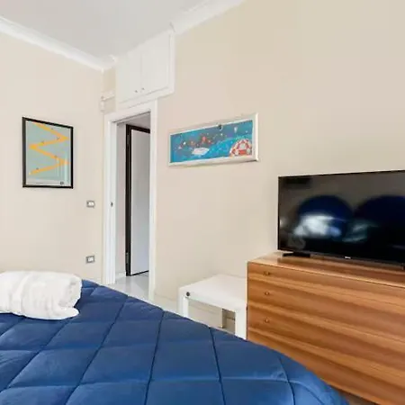 Apartment Arrivasti Stays-piede-a-terre In Centre Milan